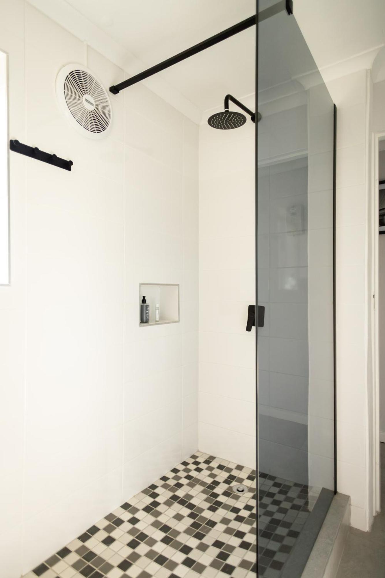 Ocean Whisper Unit 79 Hermanus